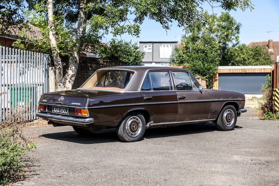 1970 Mercedes-Benz W114 & W115 - Image 3 of 30