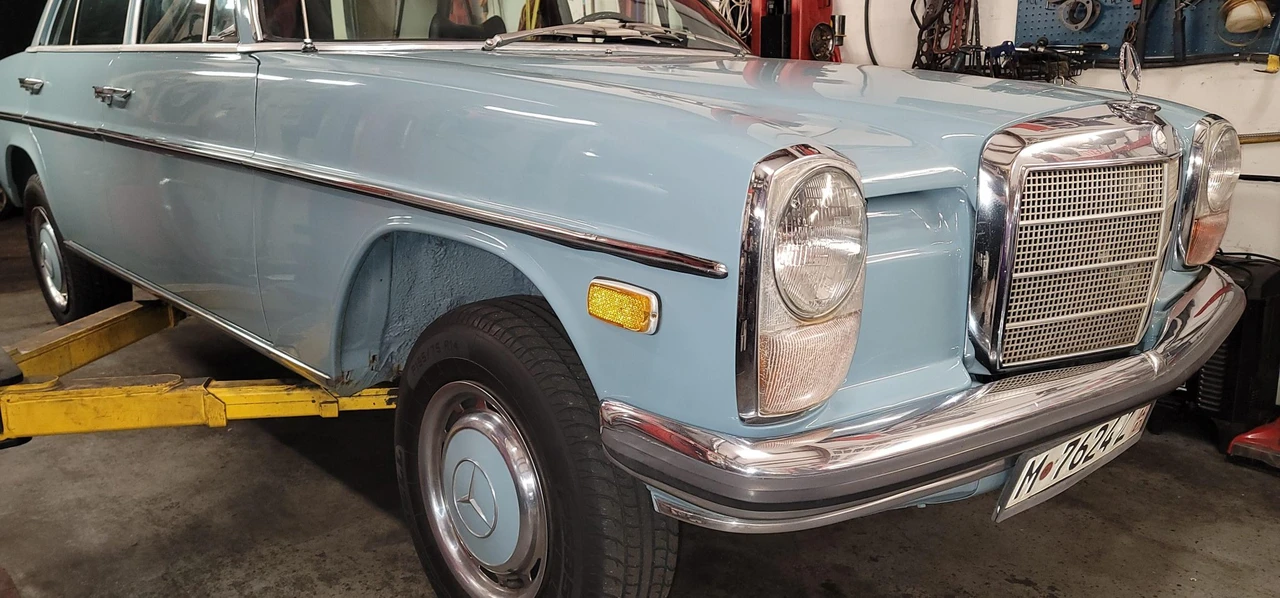 1970 Mercedes-Benz W114 & W115 - Image 20 of 31
