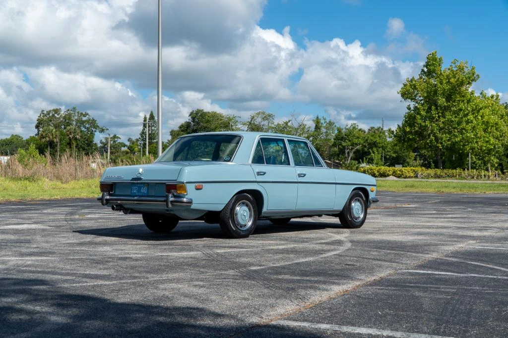 1970 Mercedes-Benz W114 & W115 - Image 10 of 31