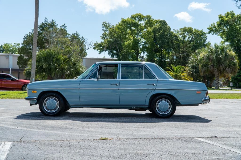 1970 Mercedes-Benz W114 & W115 - Image 5 of 31