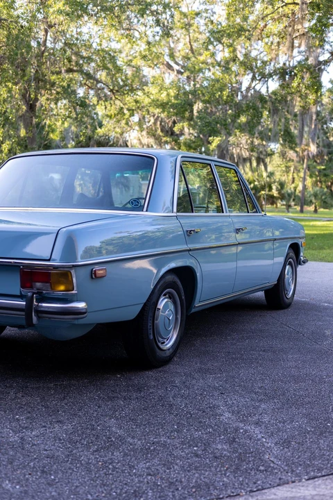 1970 Mercedes-Benz W114 & W115 - Image 15 of 31