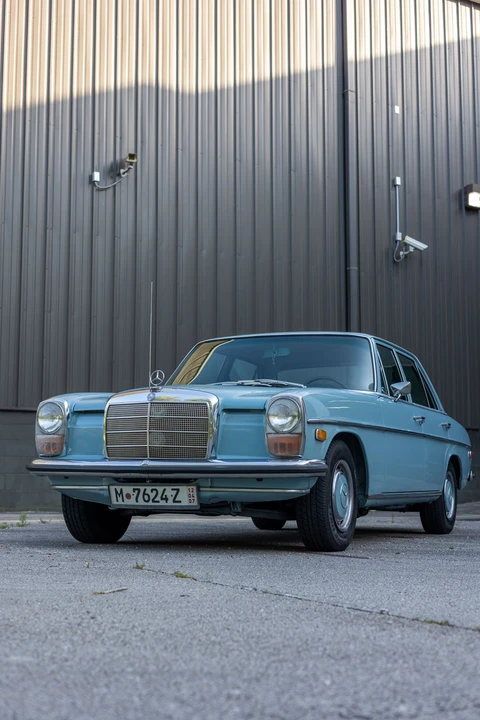 1970 Mercedes-Benz W114 & W115 - Image 17 of 31