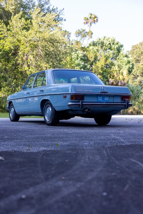 1970 Mercedes-Benz W114 & W115 - Image 7 of 31
