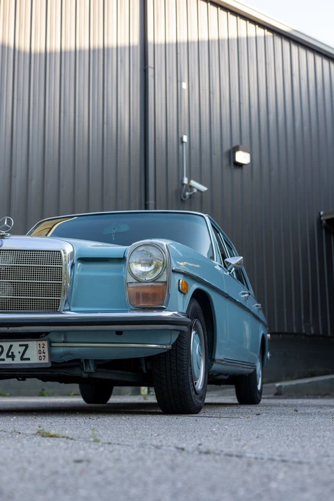 1970 Mercedes-Benz W114 & W115 - Image 18 of 31