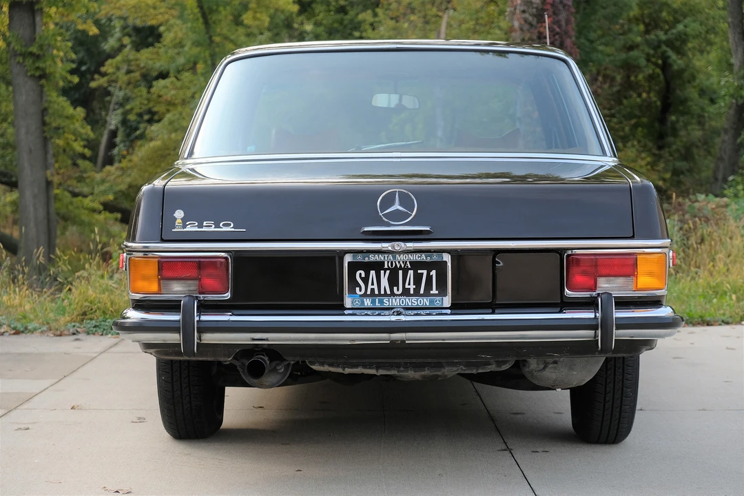 1970 Mercedes-Benz W114 & W115 - Image 7 of 31