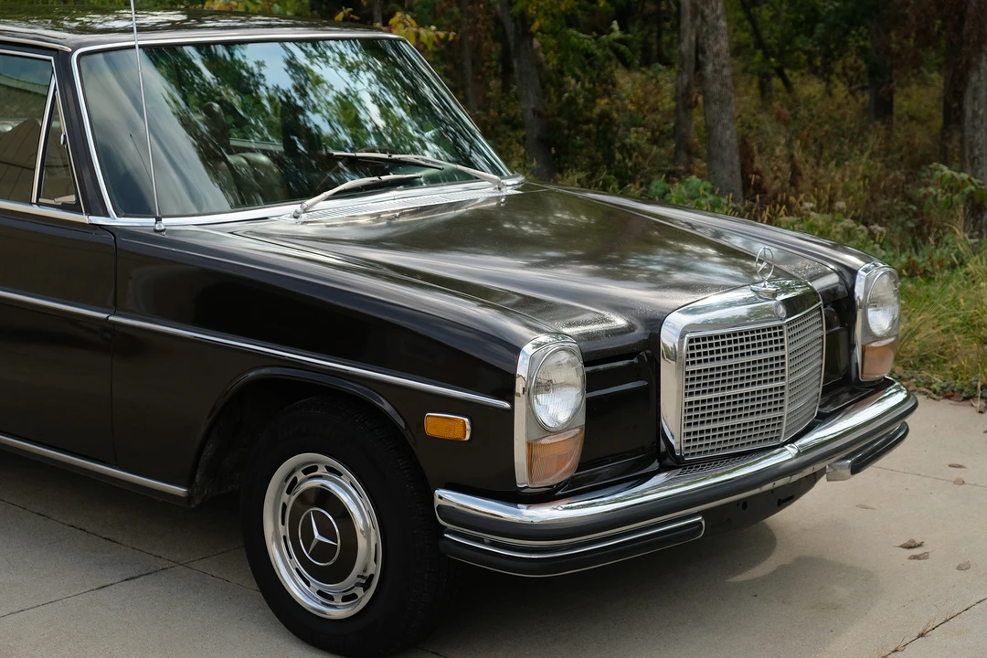 1970 Mercedes-Benz W114 & W115 - Image 15 of 31