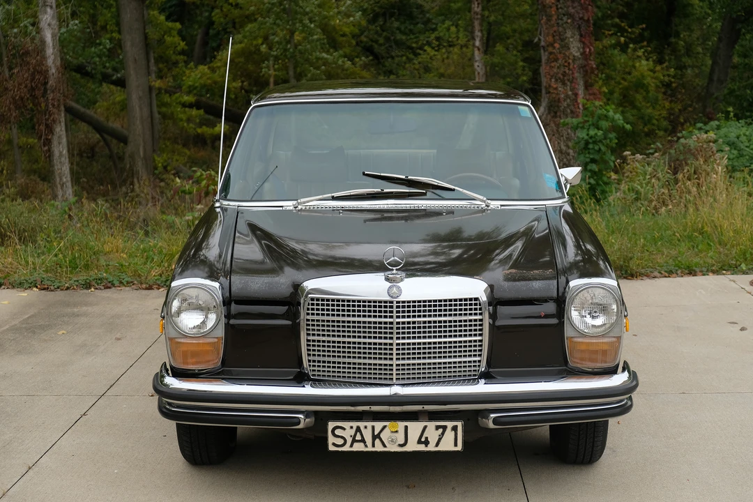 1970 Mercedes-Benz W114 & W115 - Image 16 of 31