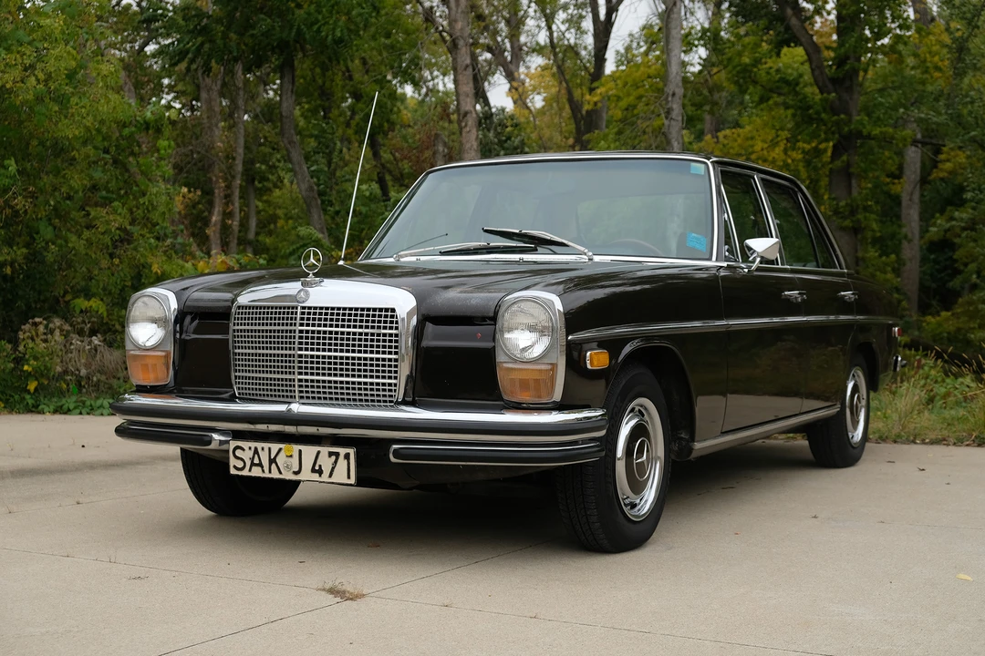 1970 Mercedes-Benz W114 & W115 - Image 3 of 31