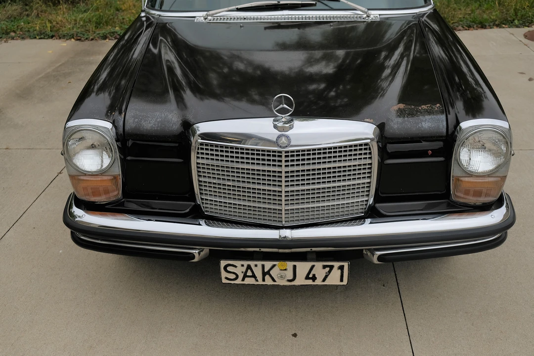1970 Mercedes-Benz W114 & W115 - Image 19 of 31