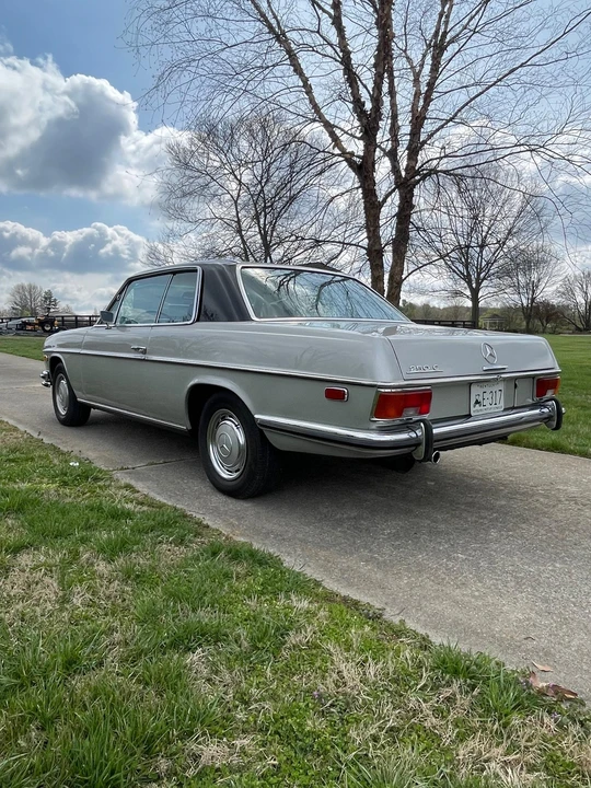 1970 Mercedes-Benz W114 & W115 - Image 11 of 31