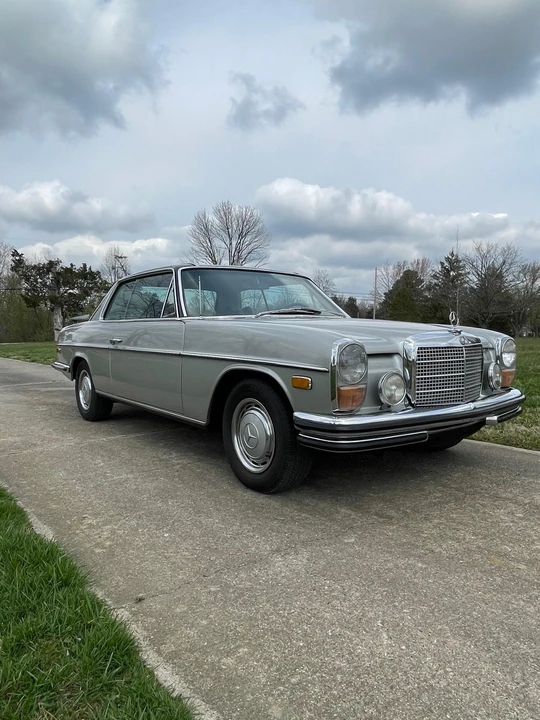1970 Mercedes-Benz W114 & W115 - Image 2 of 31