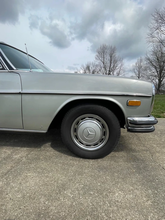 1970 Mercedes-Benz W114 & W115 - Image 19 of 31