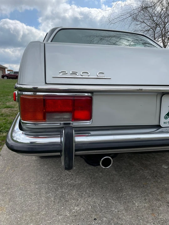 1970 Mercedes-Benz W114 & W115 - Image 30 of 31