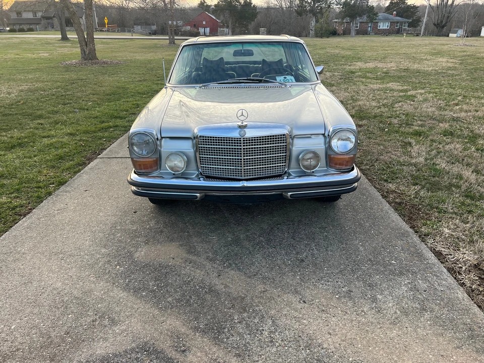 1970 Mercedes-Benz W114 & W115 - Image 6 of 31