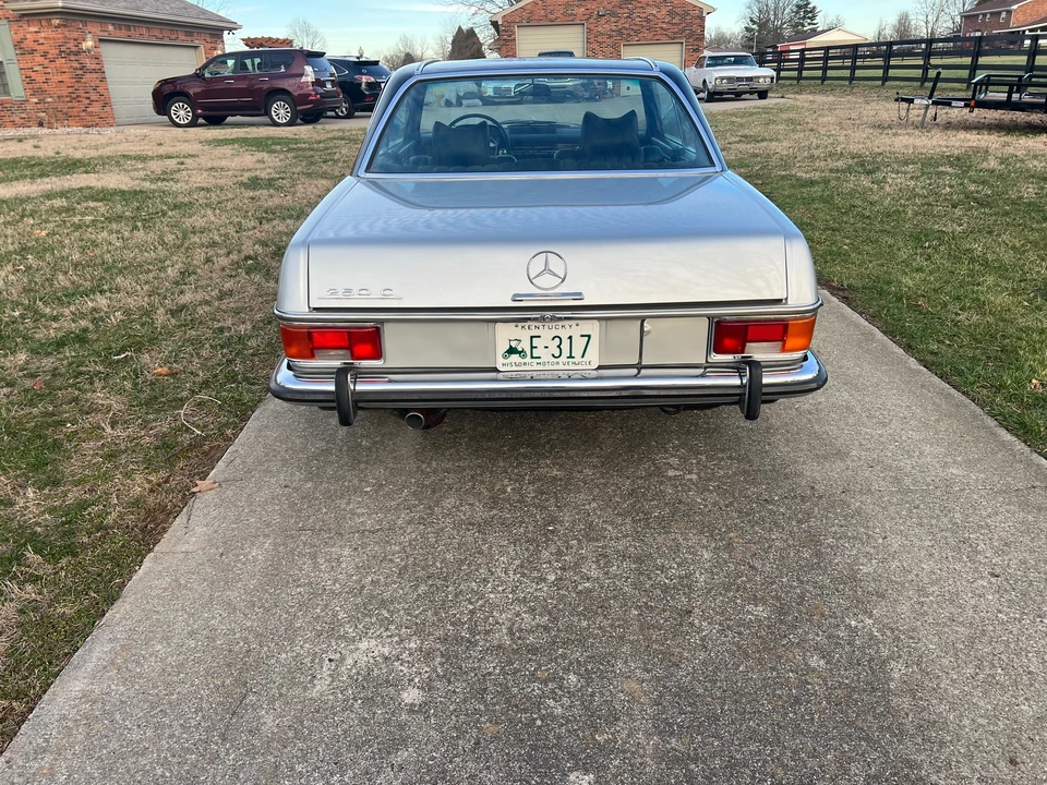 1970 Mercedes-Benz W114 & W115 - Image 12 of 31