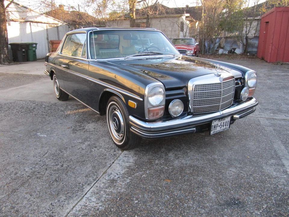 1970 Mercedes-Benz W114 & W115 - Image 2 of 31