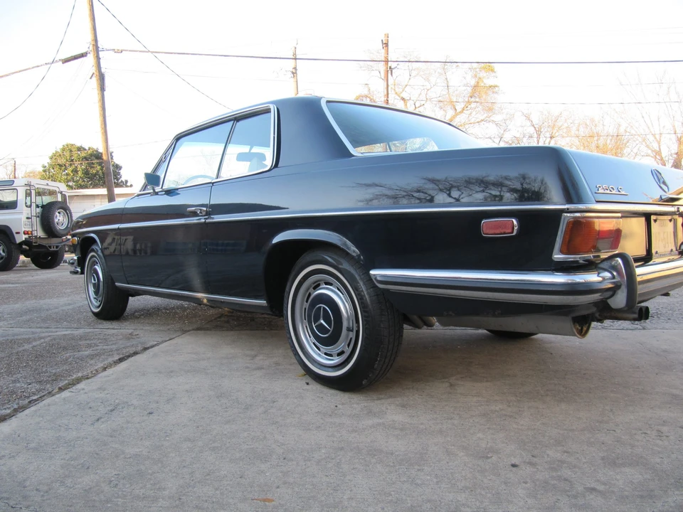1970 Mercedes-Benz W114 & W115 - Image 5 of 31