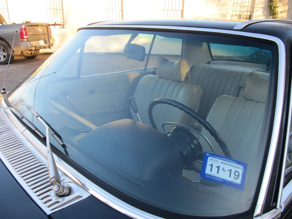1970 Mercedes-Benz W114 & W115 - Image 24 of 31