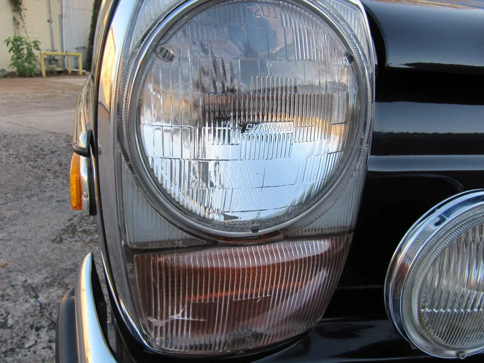 1970 Mercedes-Benz W114 & W115 - Image 11 of 31
