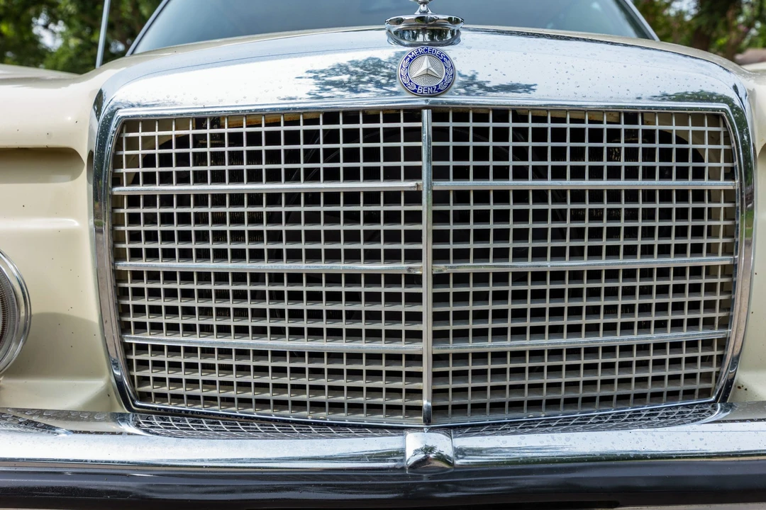 1970 Mercedes-Benz W114 & W115 - Image 29 of 31