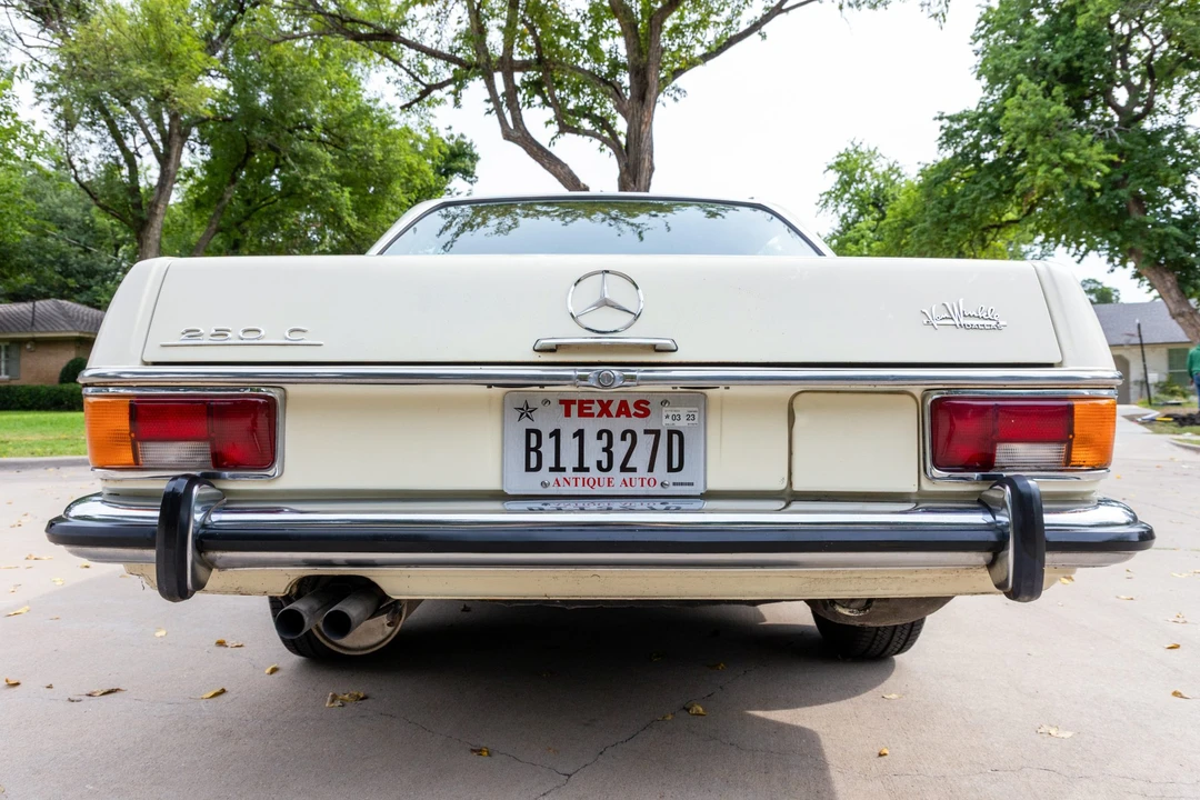 1970 Mercedes-Benz W114 & W115 - Image 9 of 31
