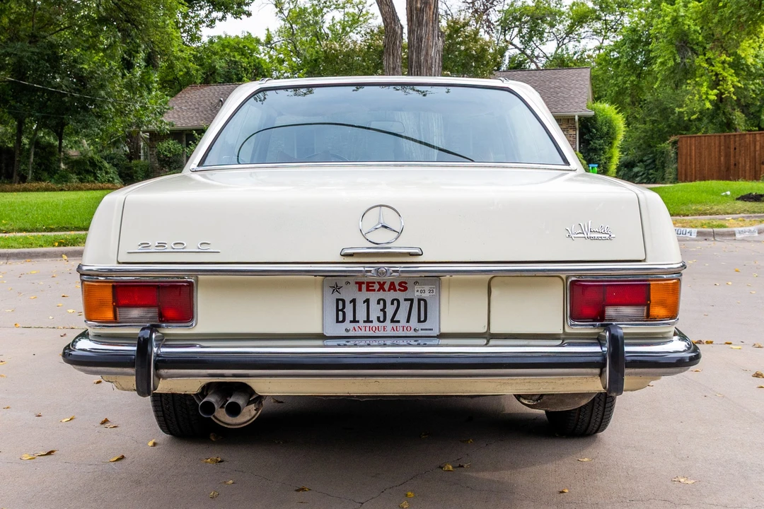 1970 Mercedes-Benz W114 & W115 - Image 8 of 31