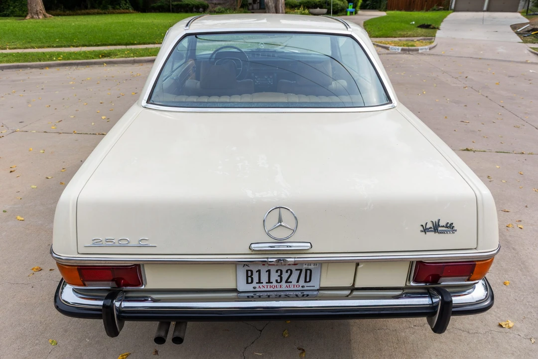 1970 Mercedes-Benz W114 & W115 - Image 7 of 31