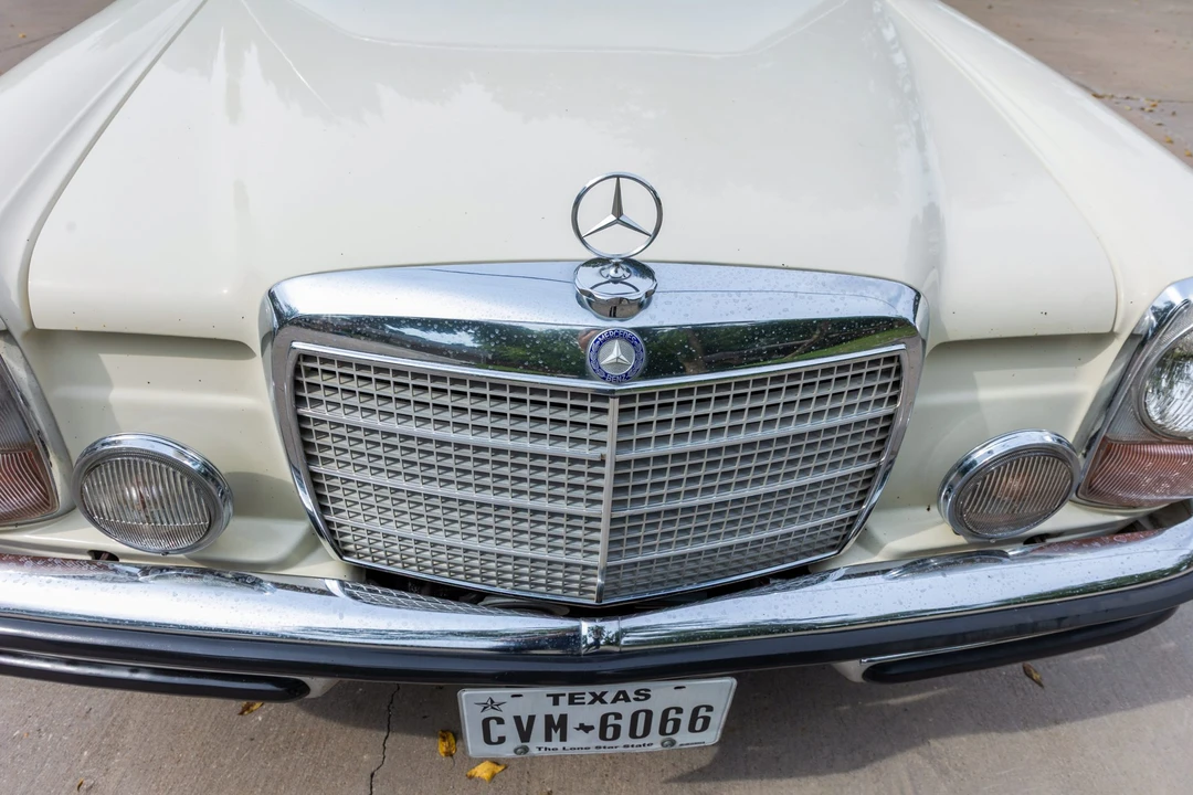 1970 Mercedes-Benz W114 & W115 - Image 27 of 31