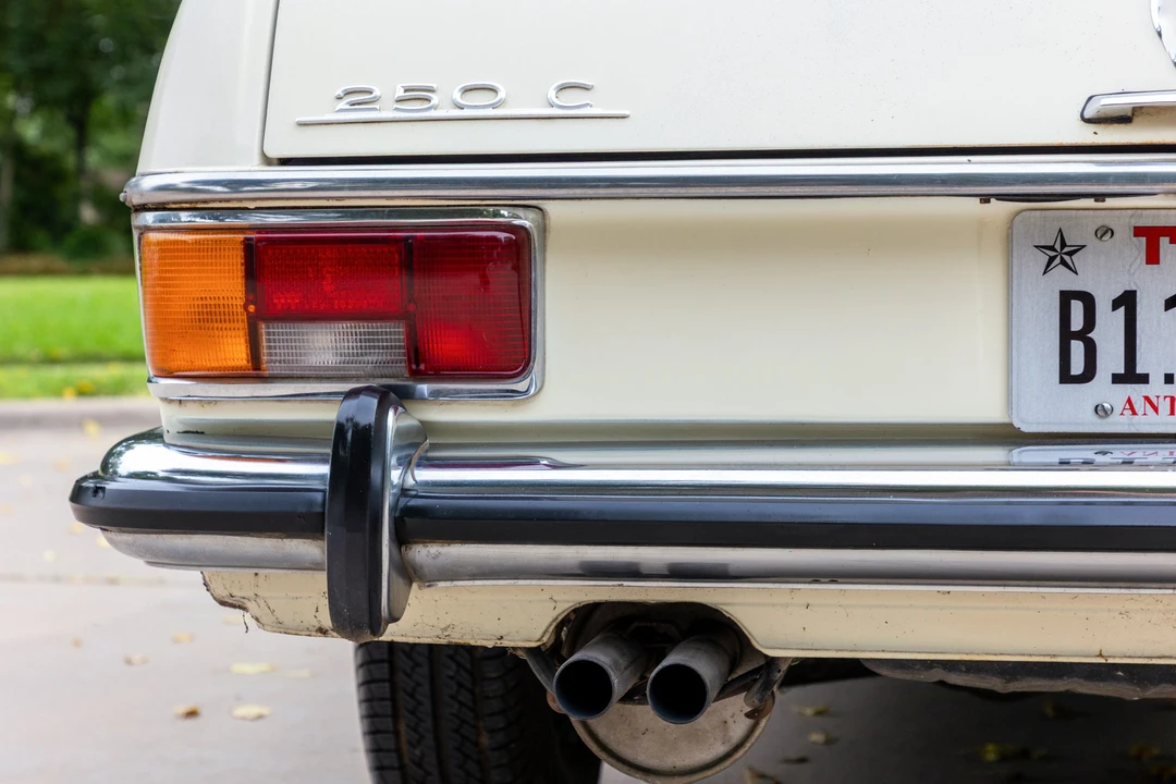 1970 Mercedes-Benz W114 & W115 - Image 18 of 31