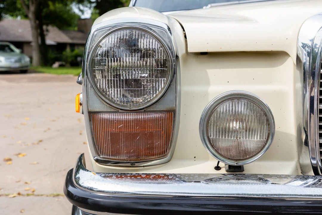 1970 Mercedes-Benz W114 & W115 - Image 14 of 31