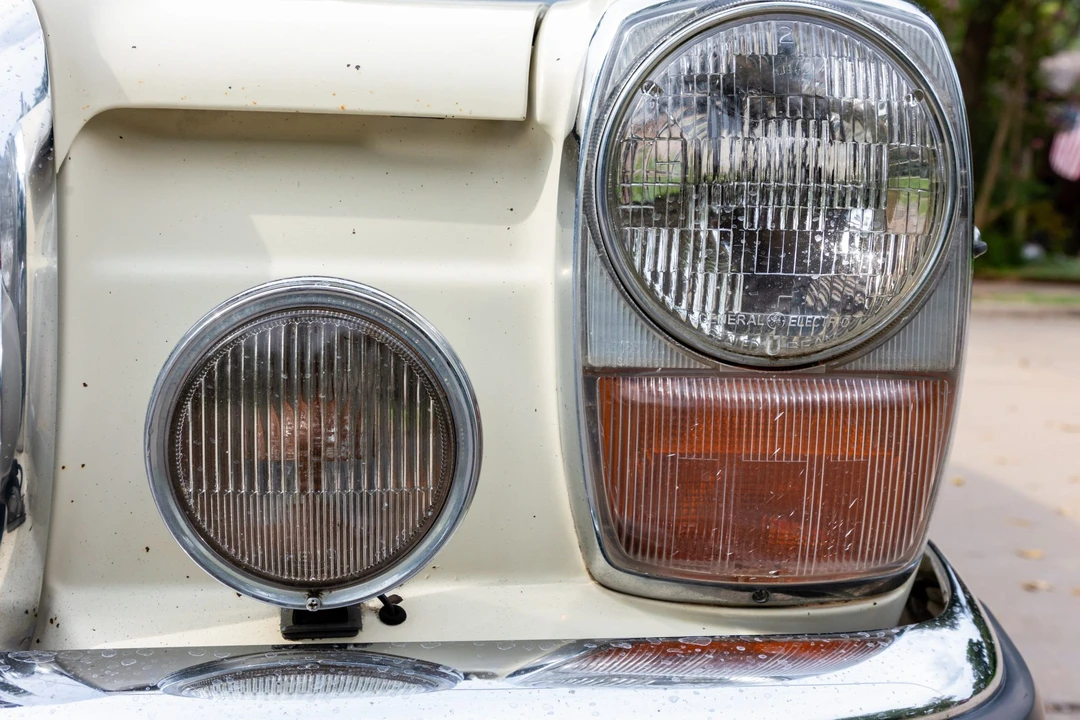 1970 Mercedes-Benz W114 & W115 - Image 15 of 31