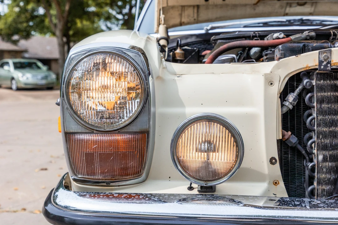 1970 Mercedes-Benz W114 & W115 - Image 16 of 31