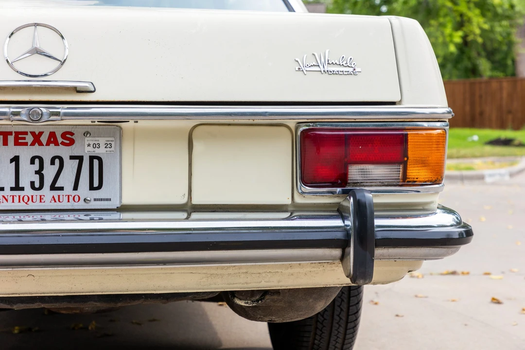 1970 Mercedes-Benz W114 & W115 - Image 19 of 31