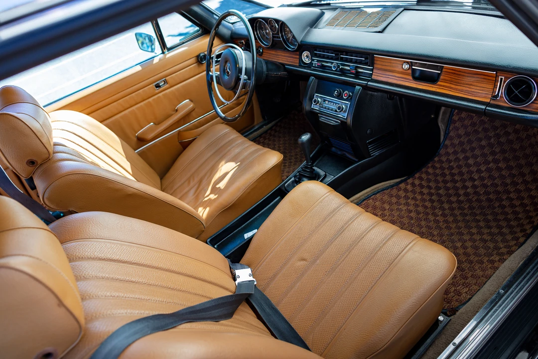 1970 Mercedes-Benz W114 & W115 - Image 31 of 31