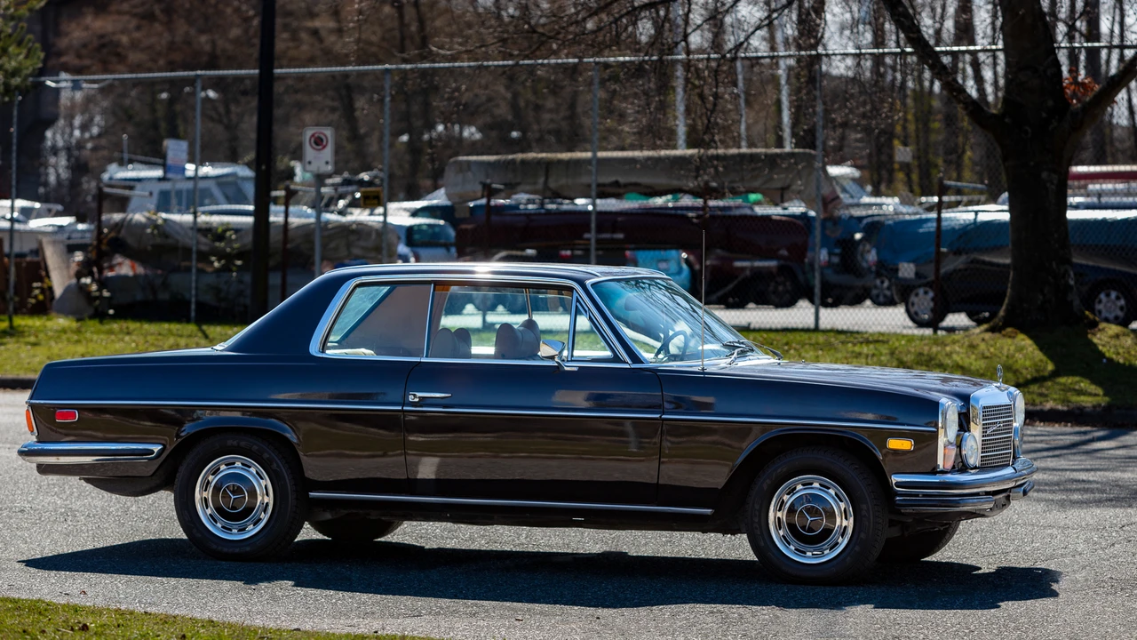 1970 Mercedes-Benz W114 & W115 - Image 9 of 31