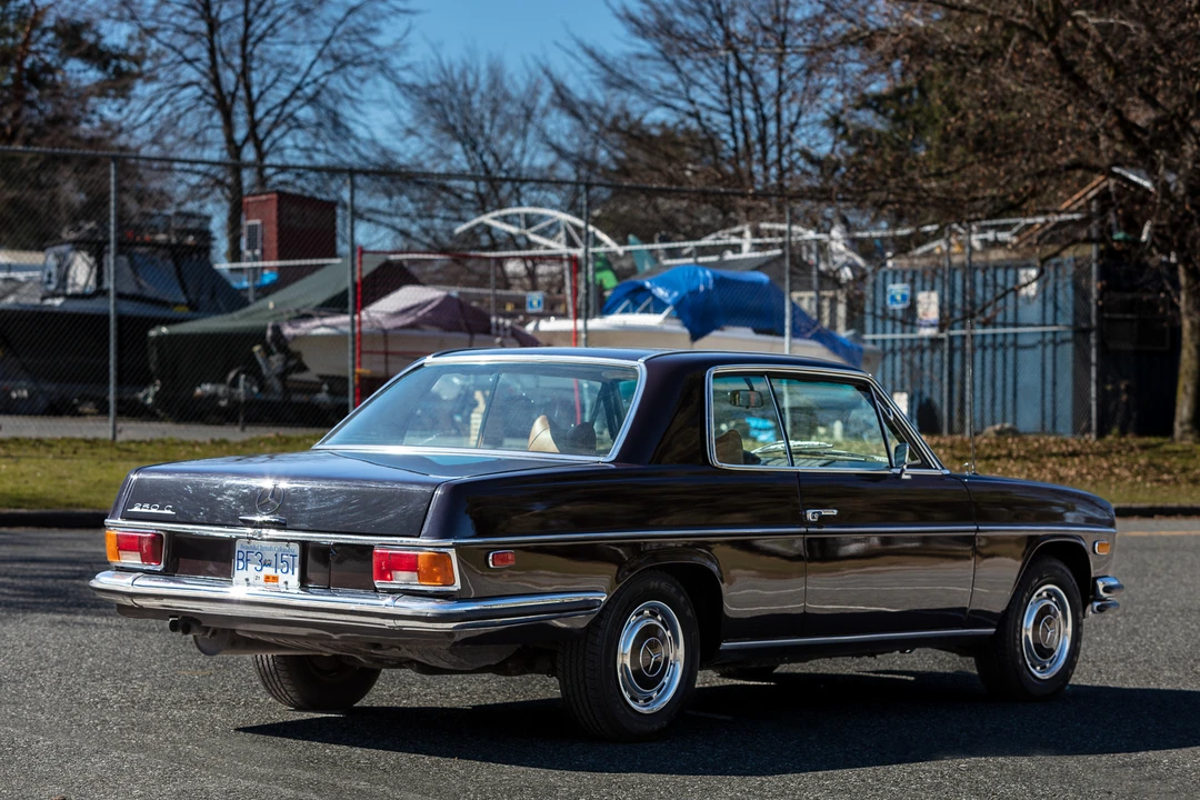 1970 Mercedes-Benz W114 & W115 - Image 11 of 31