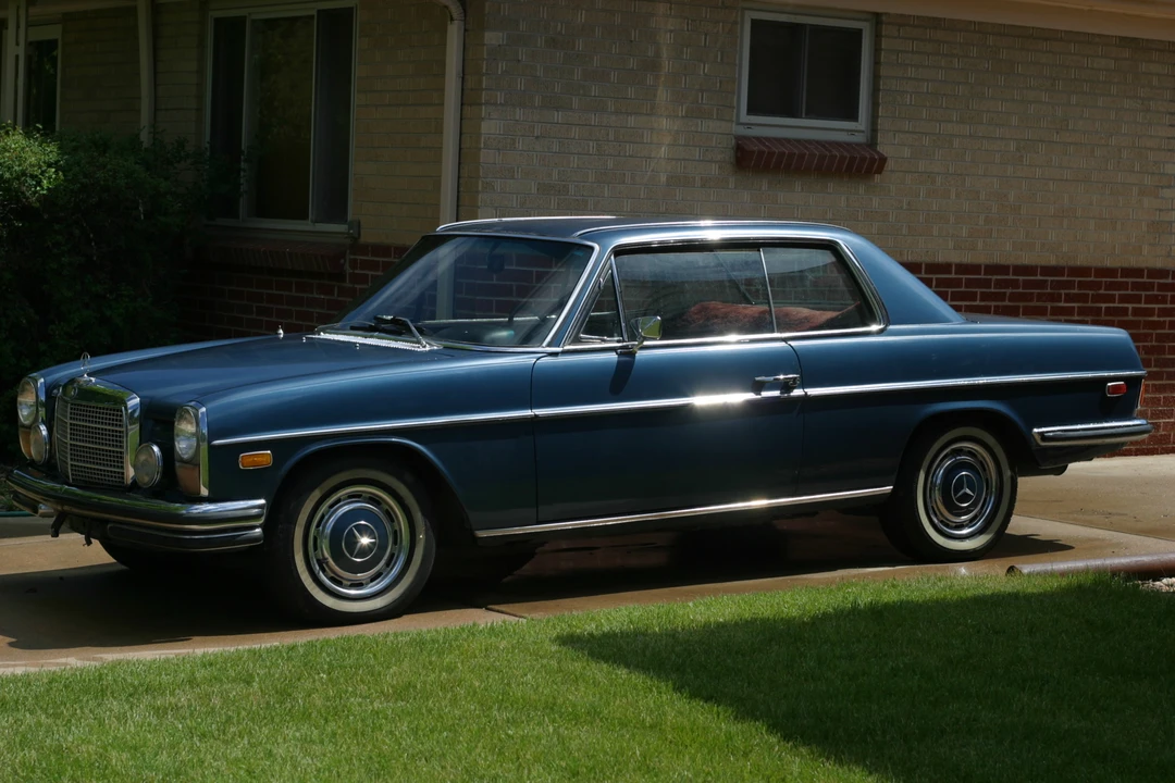 1970 Mercedes-Benz W114 & W115 - Image 2 of 31