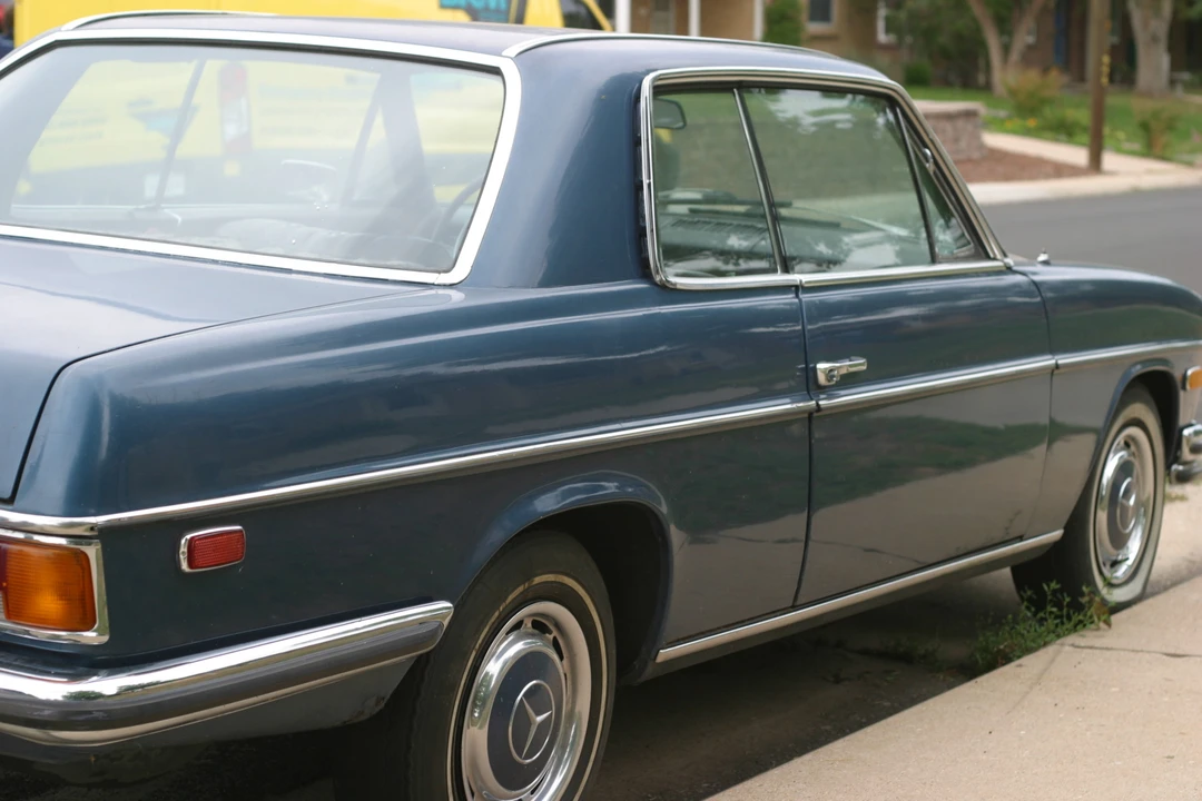1970 Mercedes-Benz W114 & W115 - Image 9 of 31