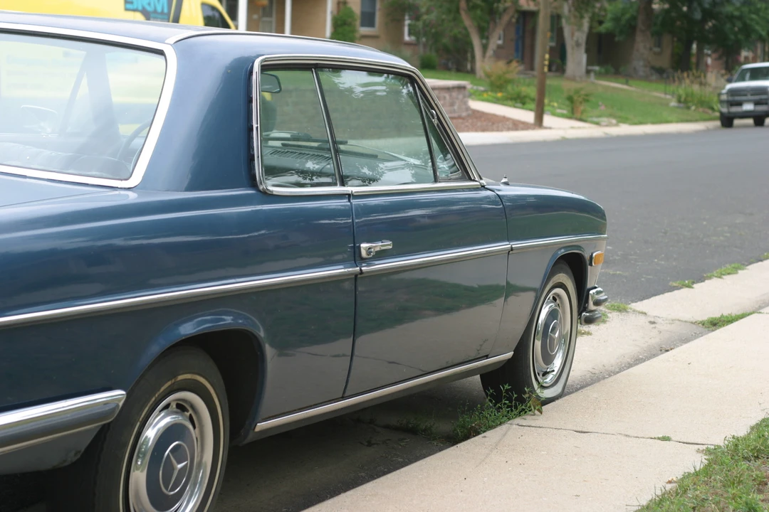 1970 Mercedes-Benz W114 & W115 - Image 10 of 31