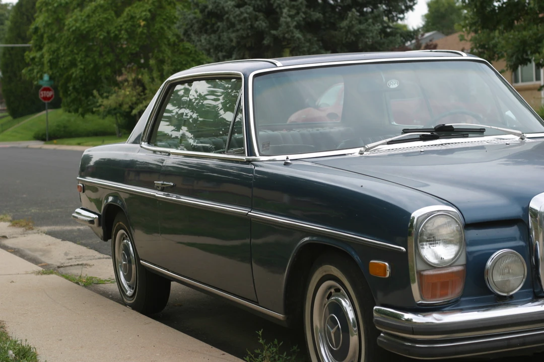 1970 Mercedes-Benz W114 & W115 - Image 7 of 31