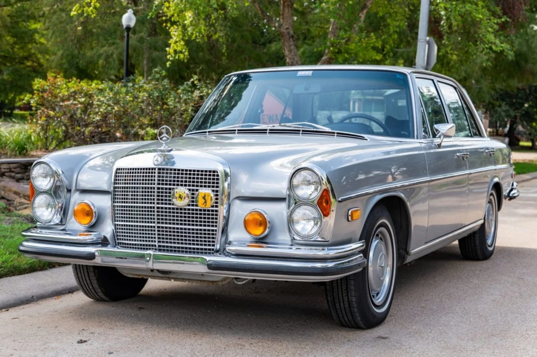 1970 Mercedes-Benz W108 & W109 - Image 2 of 31