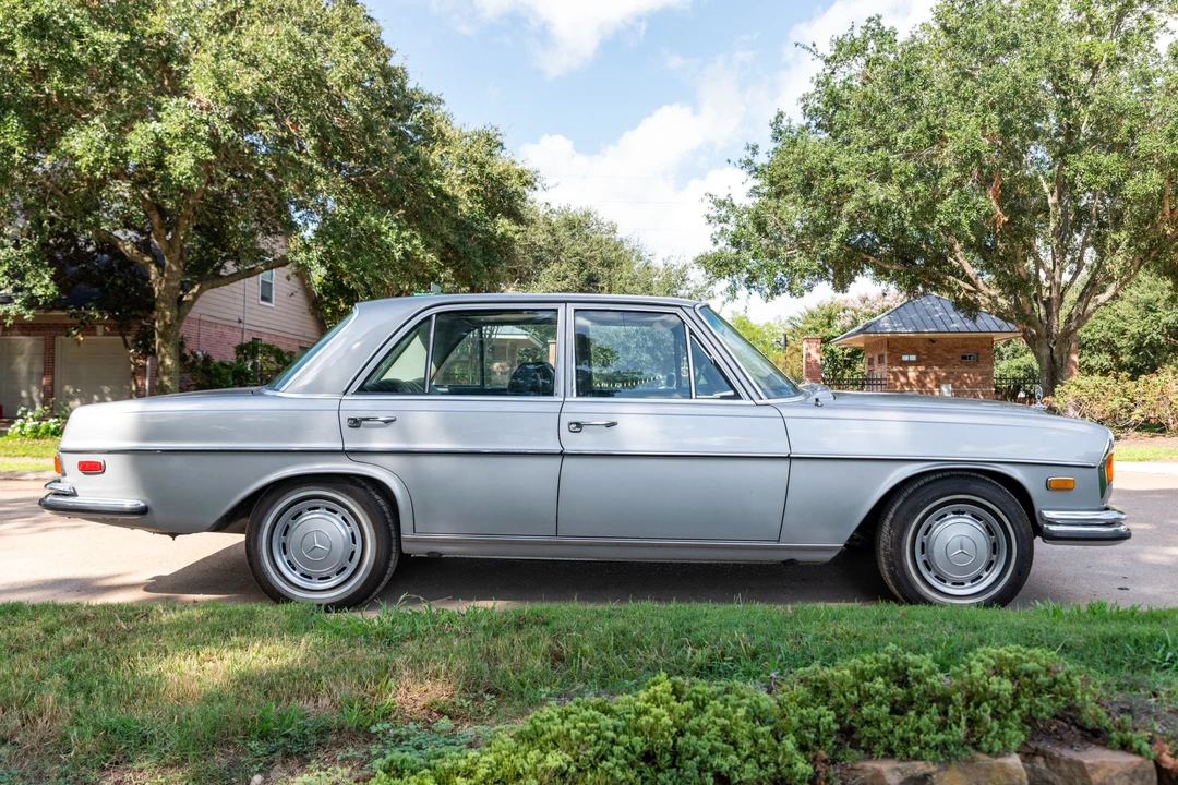 1970 Mercedes-Benz W108 & W109 - Image 9 of 31