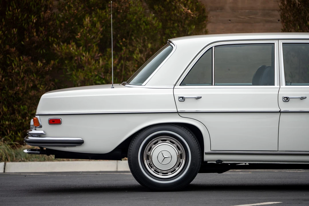 1970 Mercedes-Benz W108 & W109 - Image 31 of 31