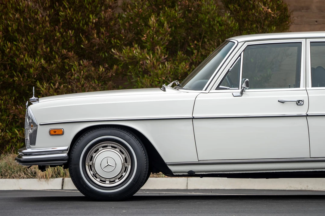 1970 Mercedes-Benz W108 & W109 - Image 29 of 31