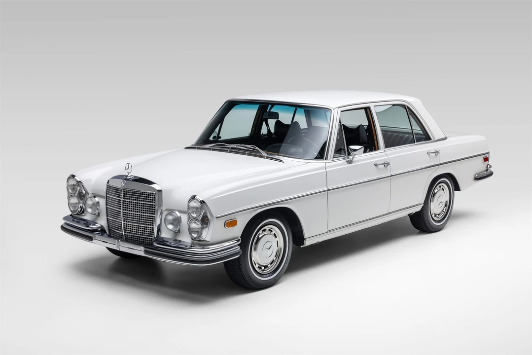 1970 Mercedes-Benz W108 & W109 - Image 2 of 31