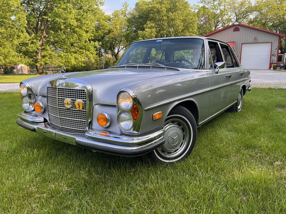 1970 Mercedes-Benz W108 & W109 - Image 3 of 31