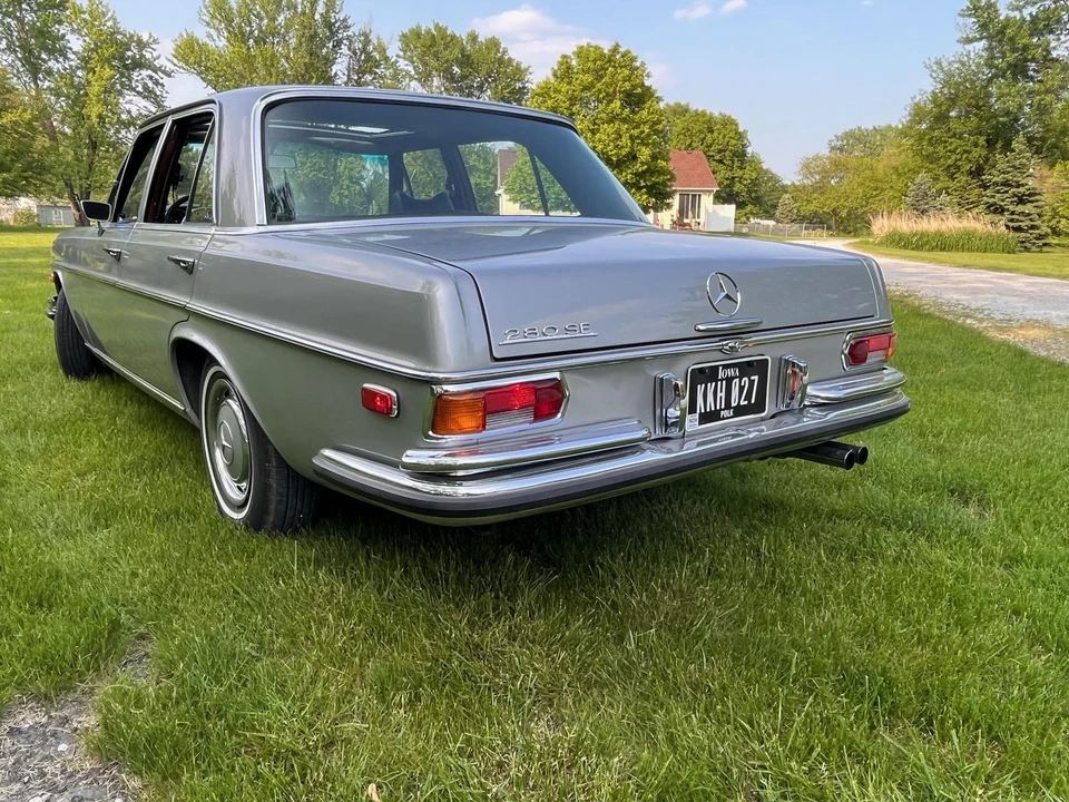 1970 Mercedes-Benz W108 & W109 - Image 9 of 31
