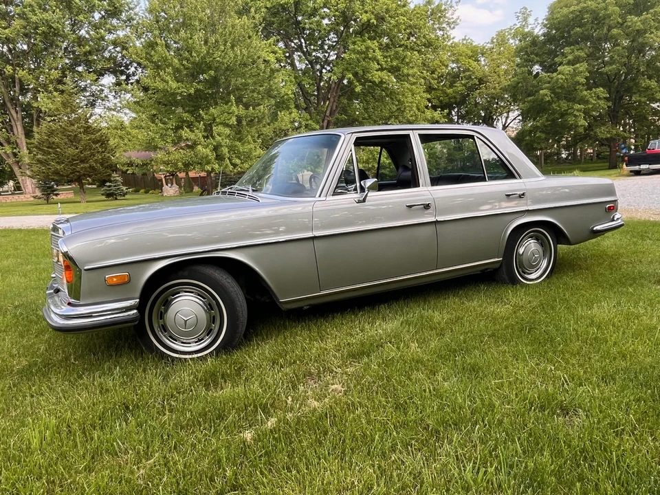 1970 Mercedes-Benz W108 & W109 - Image 6 of 31