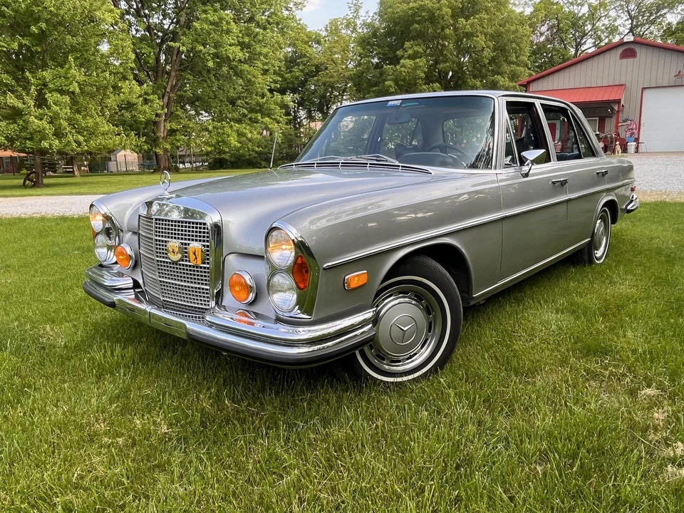 1970 Mercedes-Benz W108 & W109 - Image 5 of 31