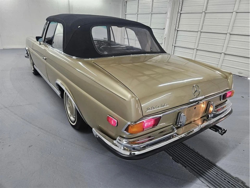 1970 Mercedes-Benz W108 & W109 - Image 2 of 4